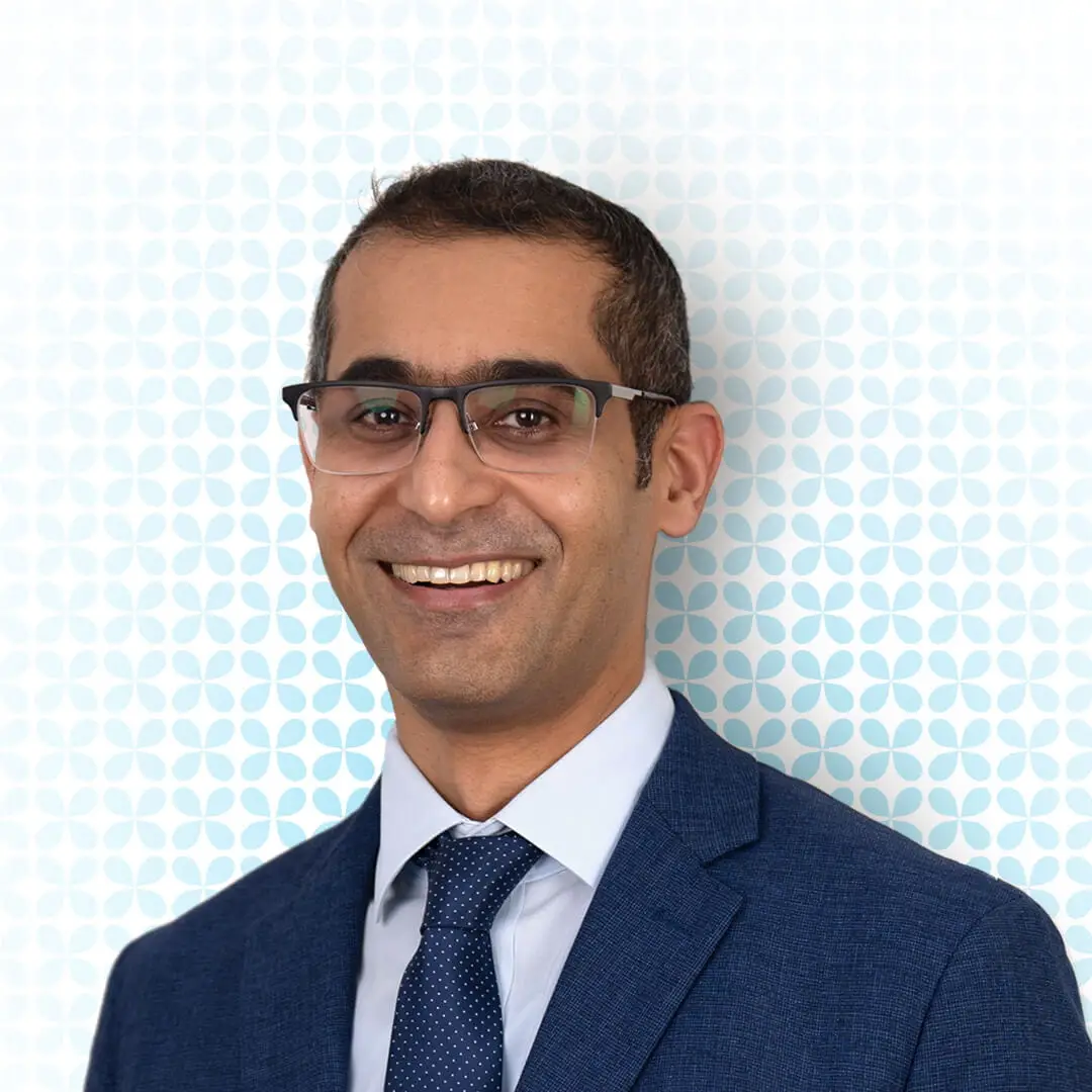 Dr. Salman Waqar – Consultant in glaucoma and cataract surgery at Moorfields Eye Hospital Dubai.